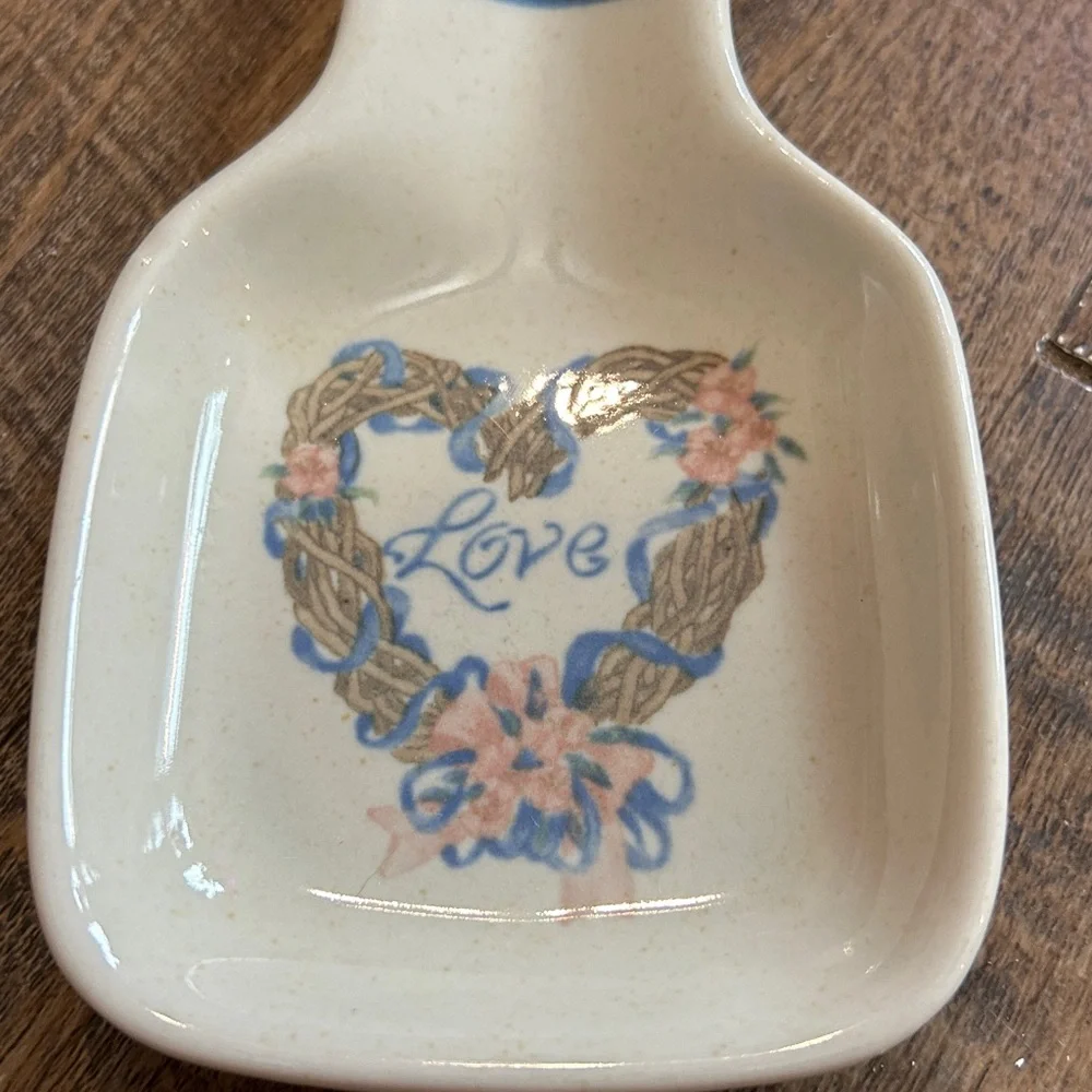 Vintage‎ Otagiri Spoon Rest with Heart/Love/Floral Design Made in Japan